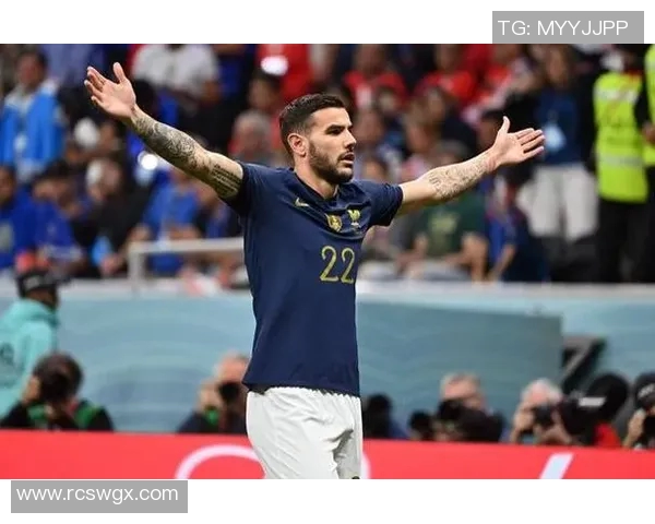 德甲豪门购入中卫，决心夺取冠军奖杯！